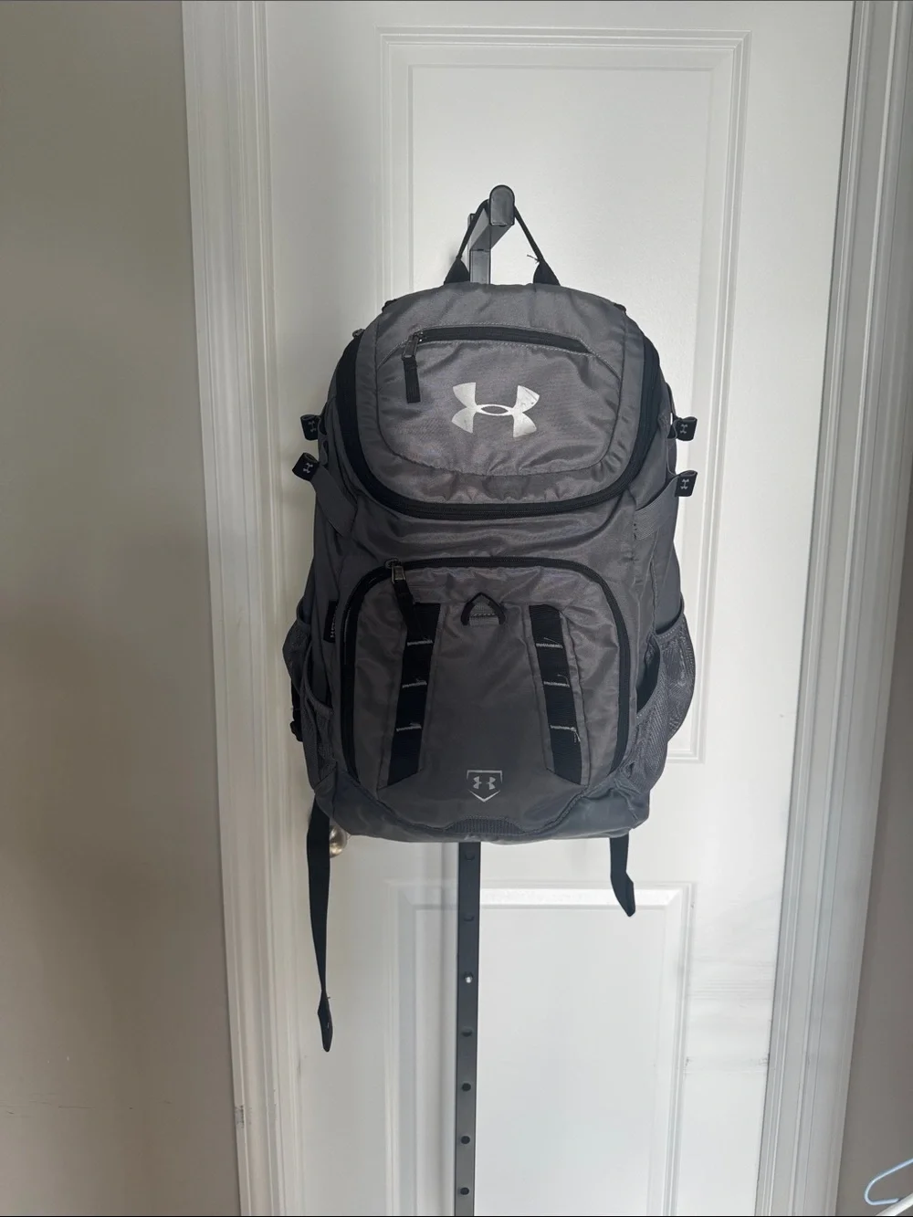 Under Armour Men's Dark Gray Utility Backpack